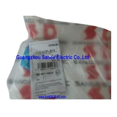 سوئیچ فوتو الکتریکی OMRON E2E-X7D1-M1G E2EX7D1M1G