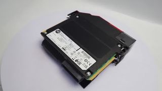 نمایش محصول کنترل کننده ایمنی صنعتی Allen-Bradley 1756-L8SP