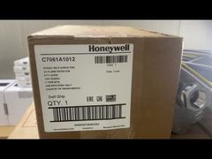 آشکارساز شعله اشعه ماوراء بنفش داینامیک خودبررسی Honeywell C7061A1012 برای ایمنی مشعل صنعتی