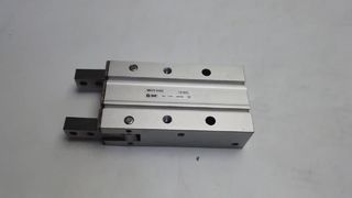 گیره هوای زاویه ای 180 درجه SMC MHY2-25D2-M9BAV